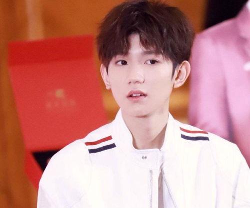 王源最新爆料朱一龙,揭秘神秘友情背后的故事 第2张 王源最新爆料朱一龙,揭秘神秘友情背后的故事 第2张